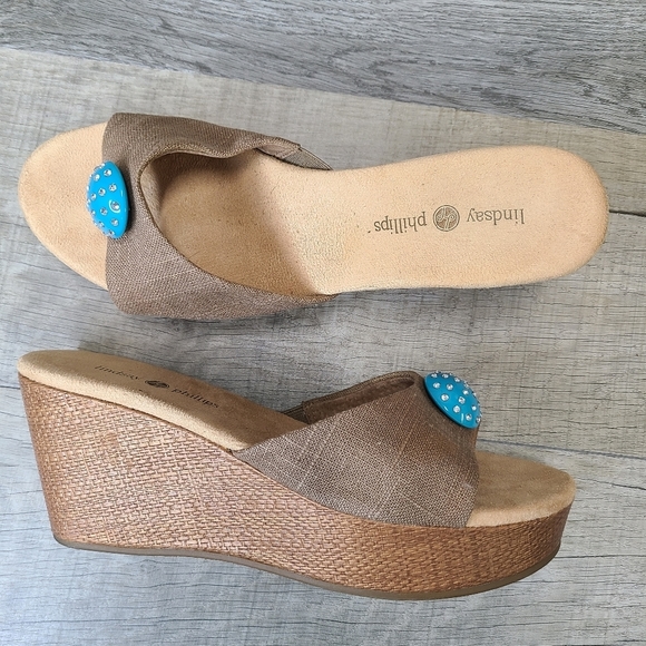 lindsay phillips Shoes - Lindsay Phillips open toe wedge sandal Size 9.5